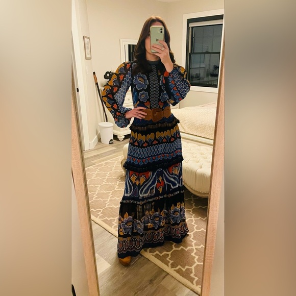 FARM Rio Vibrant Long Sleeve Maxi Dress - Picture 11 of 14